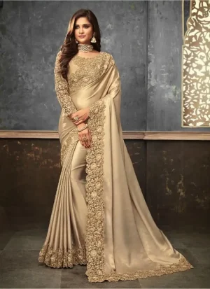 ইন্ডিয়ান বিচিত্রা সিল্কের প্রিমিয়াম এমব্রয়ডারি করা শাড়ি