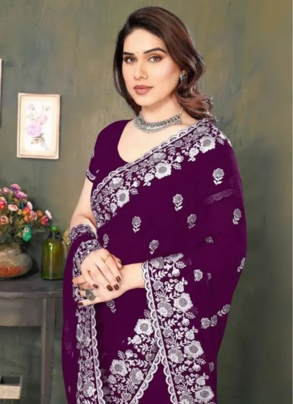ইন্ডিয়ান প্রিমিয়াম জর্জেট এমব্রয়ডারি এবং এক্সক্লুসিভ স্টোন করা শাড়ি